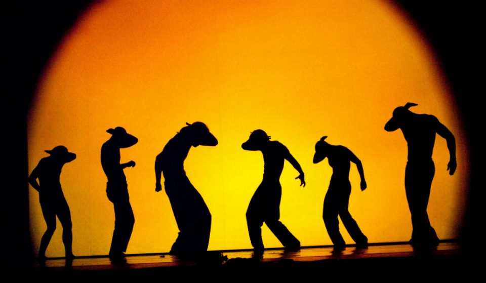 Don’t Miss Pilobolus’ Shadow Theatre Show in Dubai