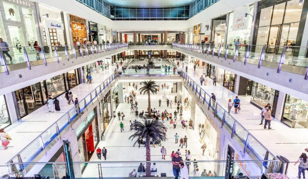 10 Things We All Go Through When Visiting Dubai Mall