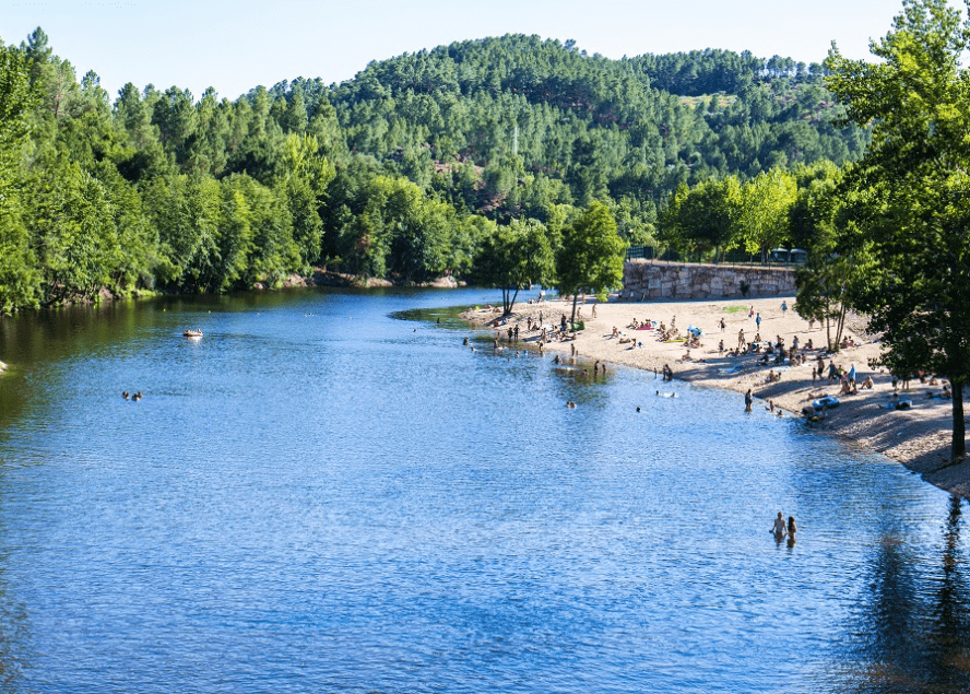 praia fluvial do rabaçal 